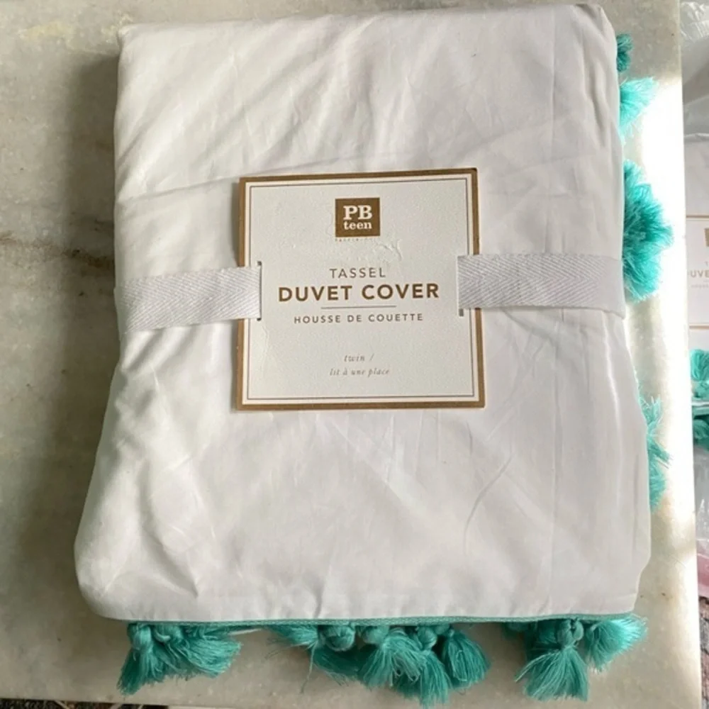 Pottery Barn Teen Green Tassel Duvet Cover Size Twin PB Teen NWTColege